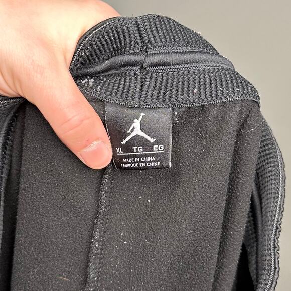 Jordan Sweatpants Jet Black Polyester Joggers Subtle Jumpman - Picture 4 of 4